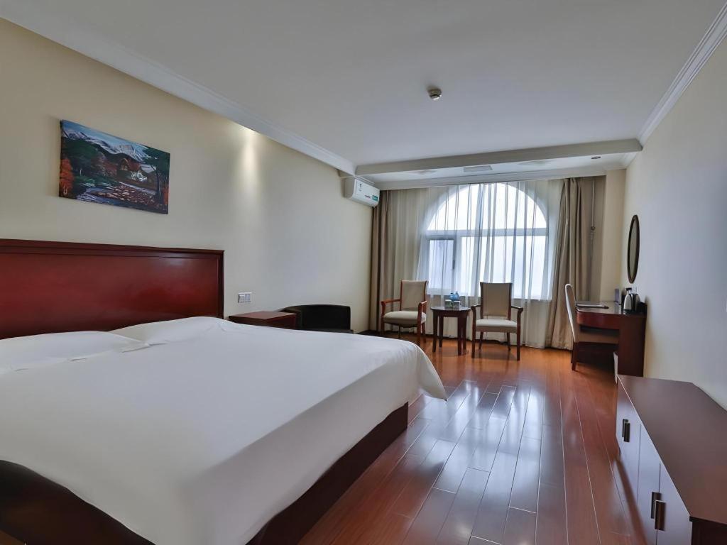 GreenTree Inn Beijing Daxing Xingye Street Liyuan Business Hotel Buitenkant foto
